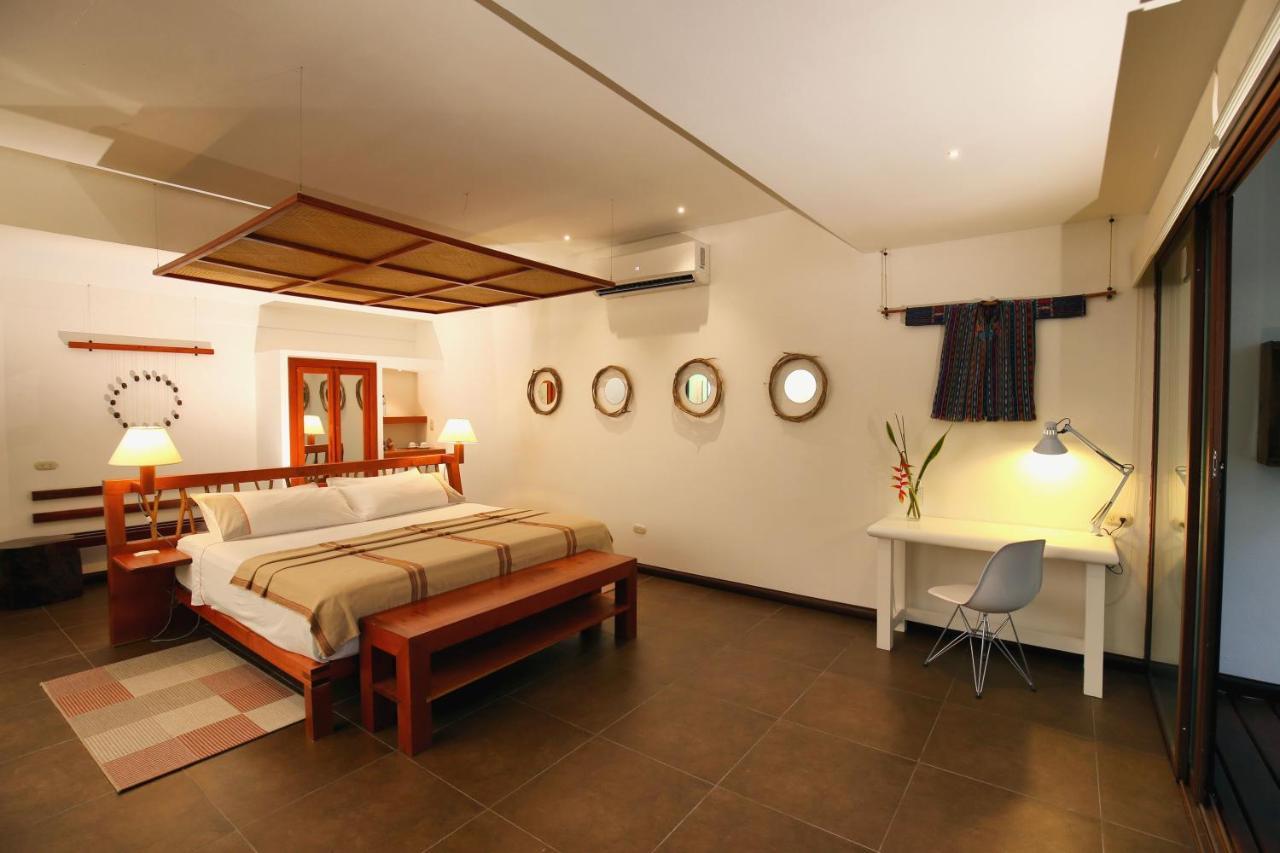 Hotel Maya Internacional Flores Exterior photo