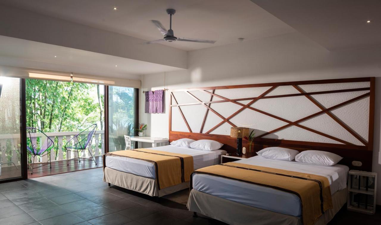 Hotel Maya Internacional Flores Exterior photo